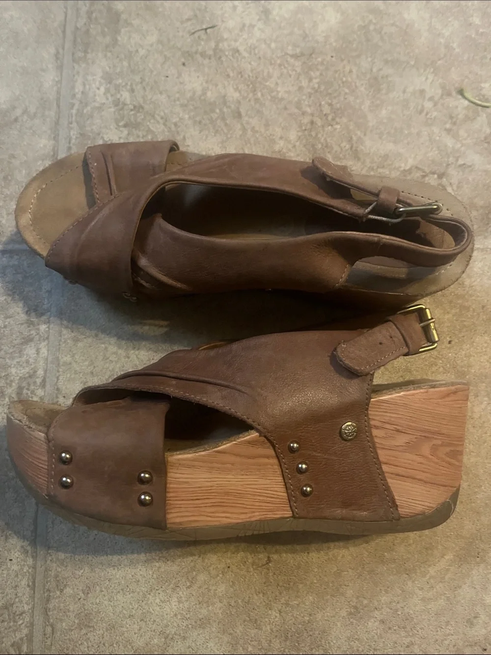 bussola Brown Leather Cross-Strap Slingback Wedge Sandals Studded